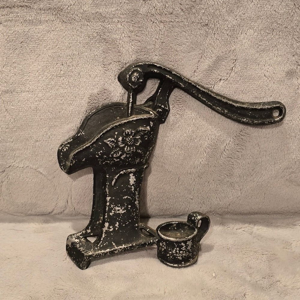 Vintage Sexton USA Cast Metal Water Pump Wall Decor Black Distressed Farmhouse